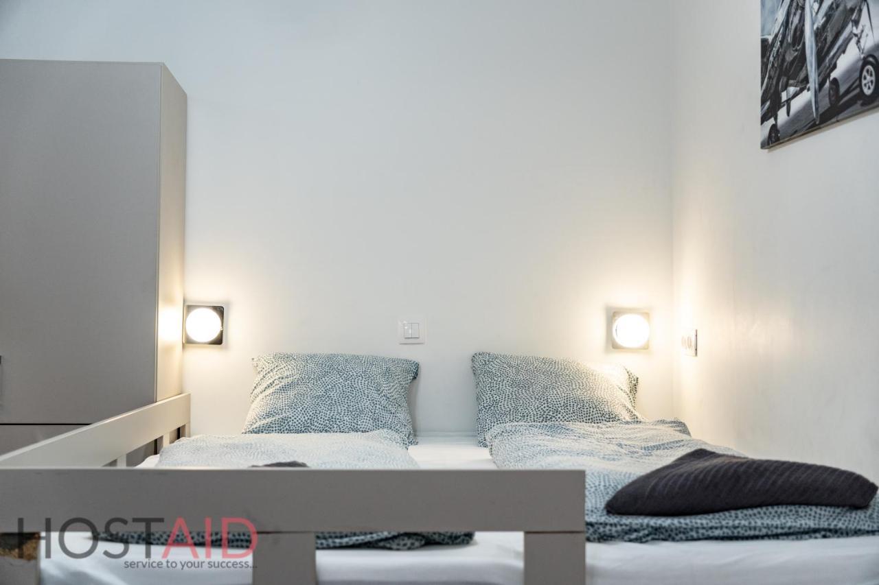 B17 Apartment - Hostaid Budapest Kültér fotó