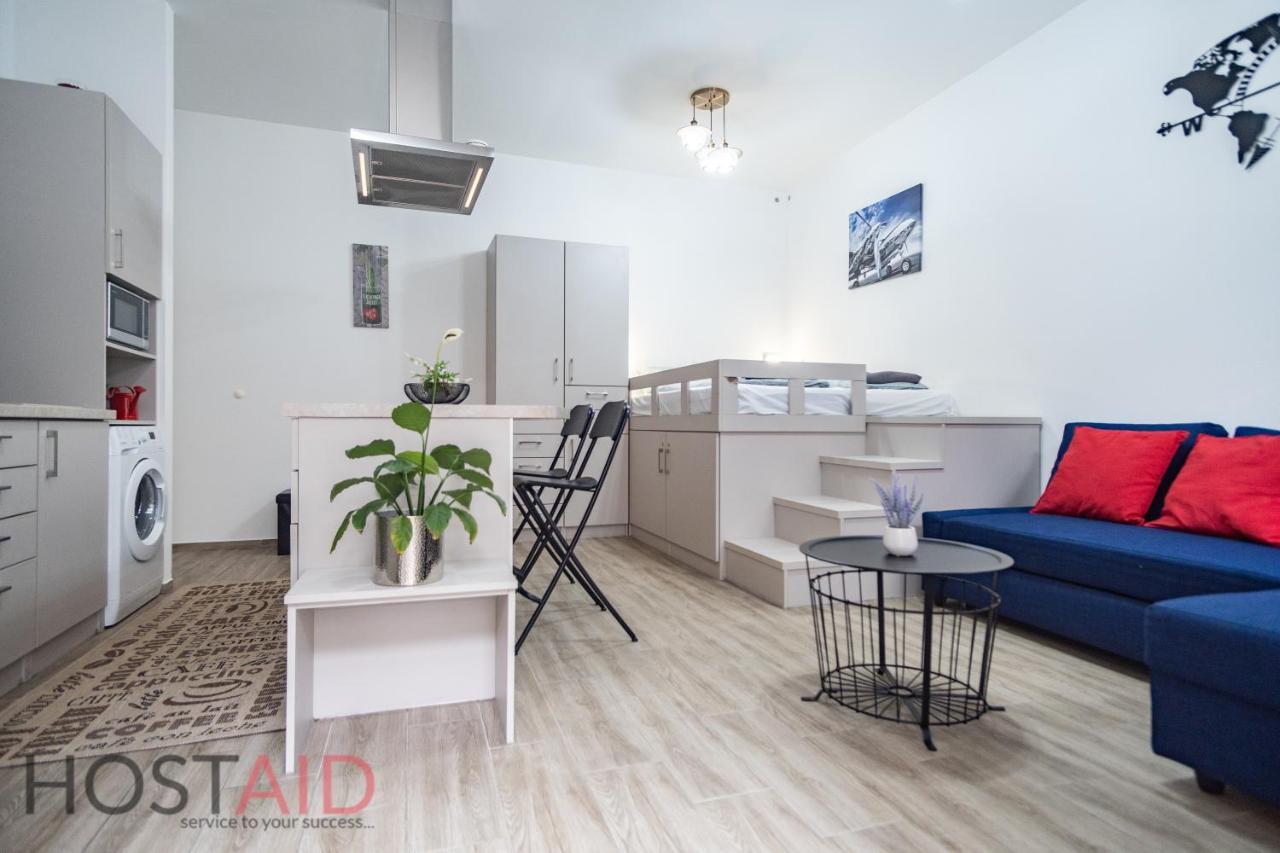 B17 Apartment - Hostaid Budapest Kültér fotó